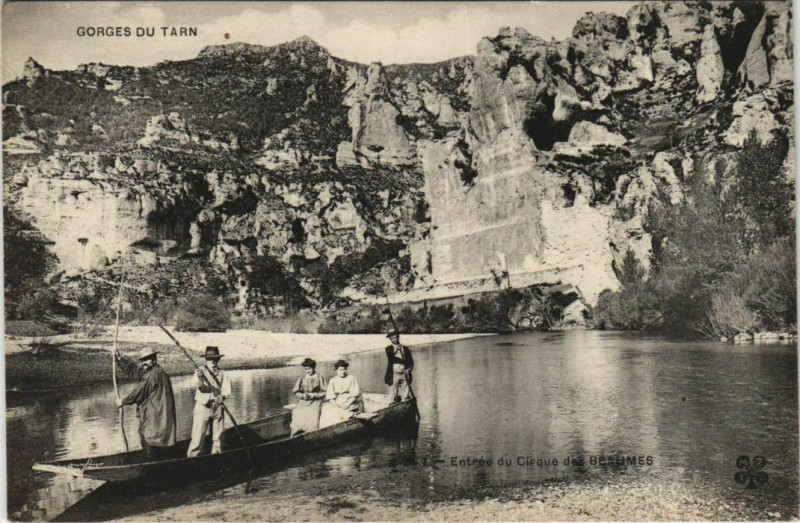Carte postale ancienne Gorges du Tarn Entree du Cirque des Beaumes France