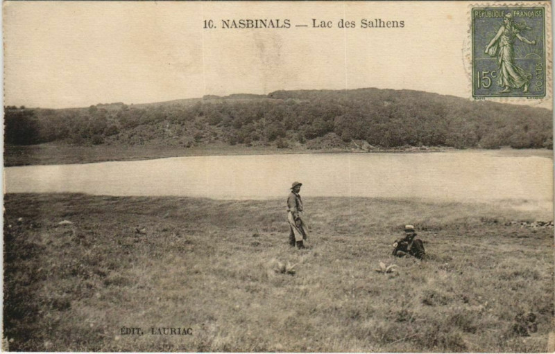 Carte postale ancienne Nasbinals Lac des Salhens France à Nasbinals