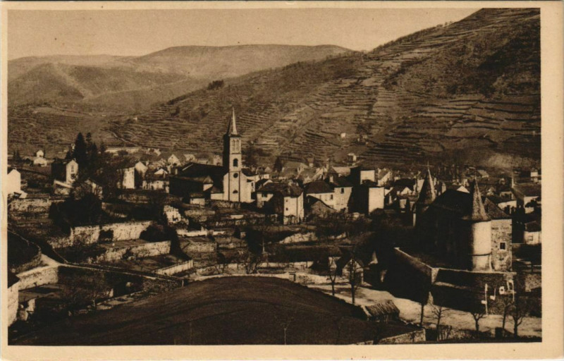 Carte postale ancienne Florac Vue Generale sur le Chateau France