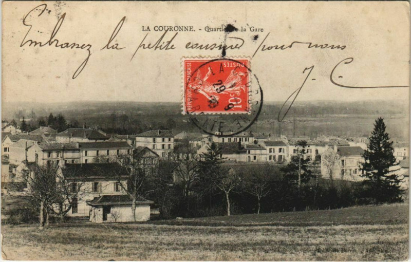 Carte postale ancienne La Couronne Quartier de la Gare à La Couronne