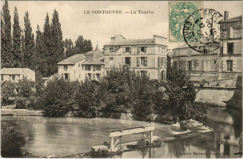 Carte postale ancienne Le Pontouvre La Touvre à Touvre