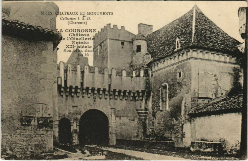 Carte postale ancienne La Couronne Chateau de l'Oisellerie - Entree à La Couronne
