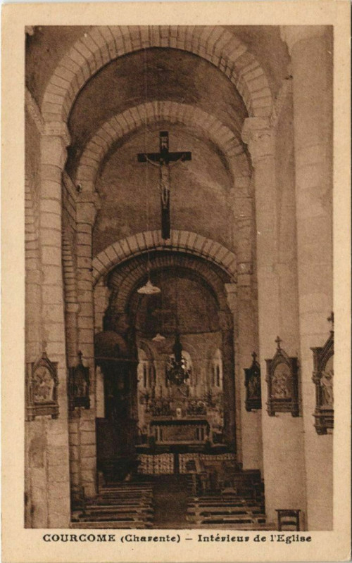 Carte postale ancienne Courcome Interieur de l'Eglise