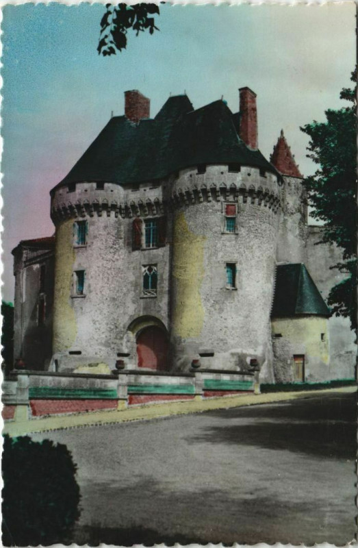 Carte postale ancienne Barbezieux-Saint-Hilaire Le Chateau à Barbezieux-Saint-Hilaire