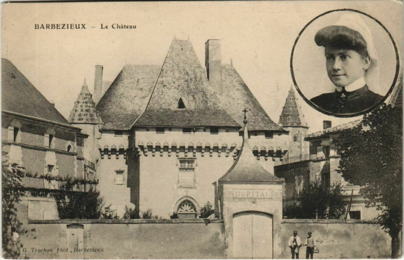 Carte postale ancienne Barbezieux-Saint-Hilaire Le Chateau à Barbezieux-Saint-Hilaire
