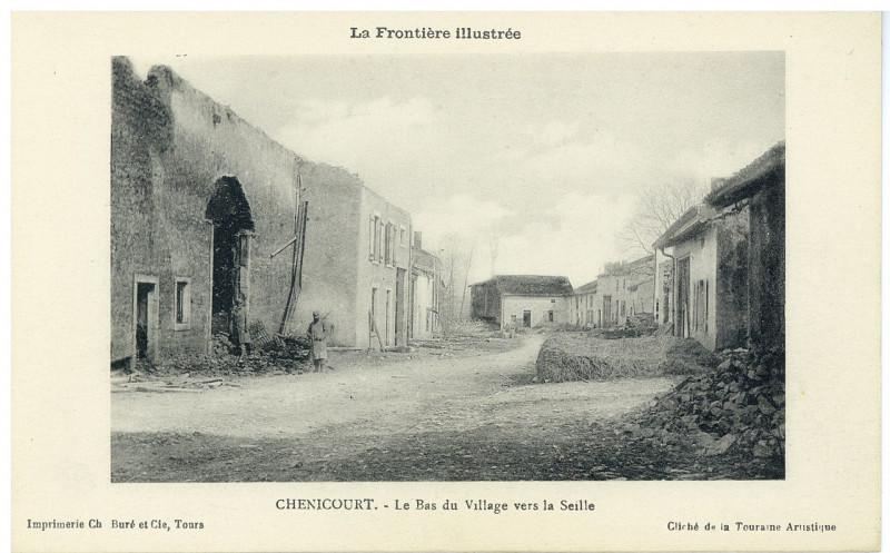 Carte postale ancienne Chenicourt. Le Bas du Village vers la Seille, la Frontière illustrée P-Fg-Cp-00108