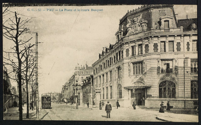 Carte postale ancienne La Poste Cours Bosquet