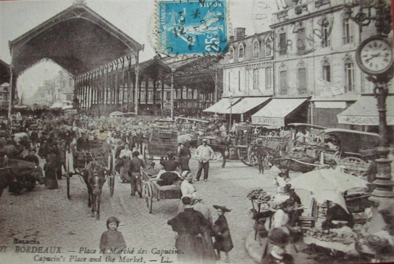 Carte postale ancienne Bordeaux - Marché des Capucins (Ll) à Bordeaux