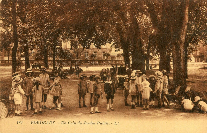 Carte postale ancienne Bordeaux - Jardin Public (Ll) à Bordeaux