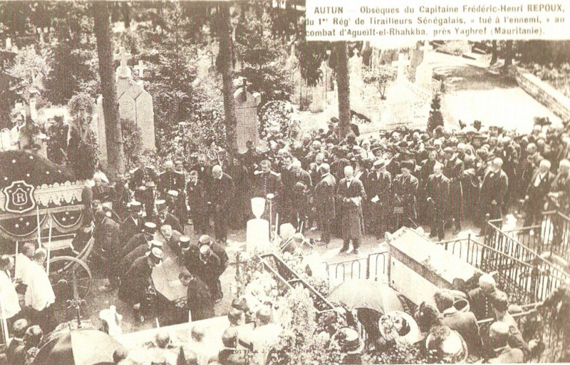 Carte postale ancienne Funerals of Frédéric-Henri Repoux 1909 Autun 06