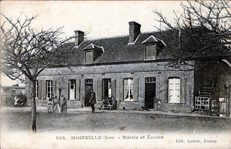Carte postale ancienne Mairie et Écoles à Moisville