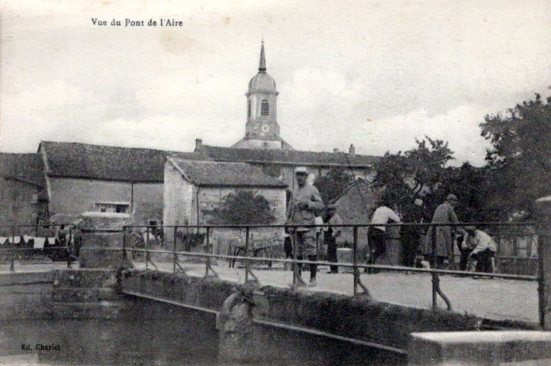 Carte postale ancienne Vue du Pont de l'Aire à Pierrefitte-sur-Aire