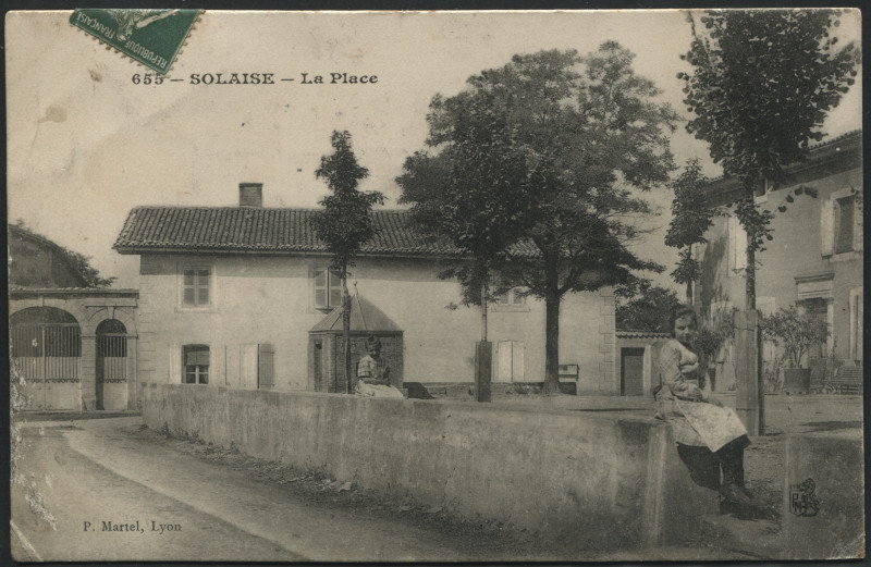 Carte postale ancienne La Place à Solaize