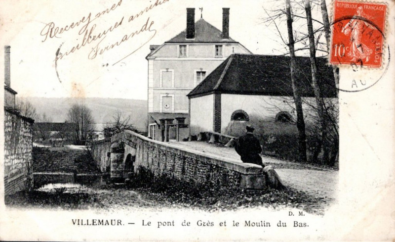 Carte postale ancienne Le pont de Grès et le Moulin du Bas à Aix-Villemaur-Pâlis