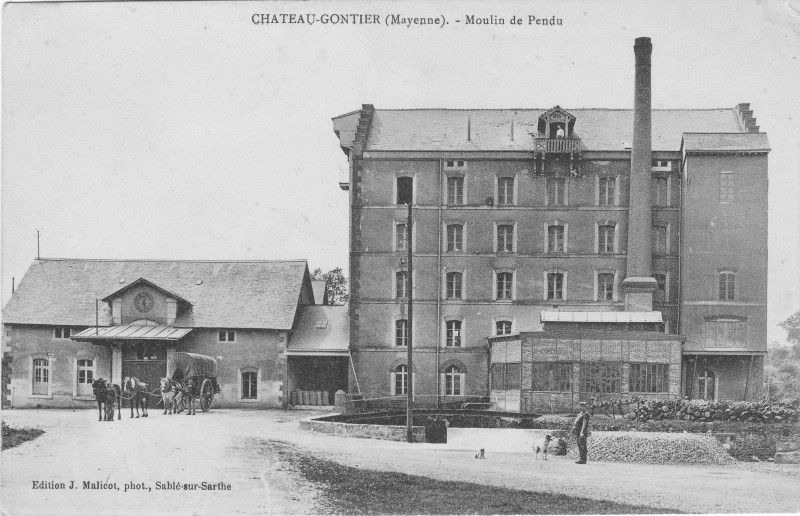 Carte postale ancienne Moulin de Pendu à Château-Gontier-sur-Mayenne