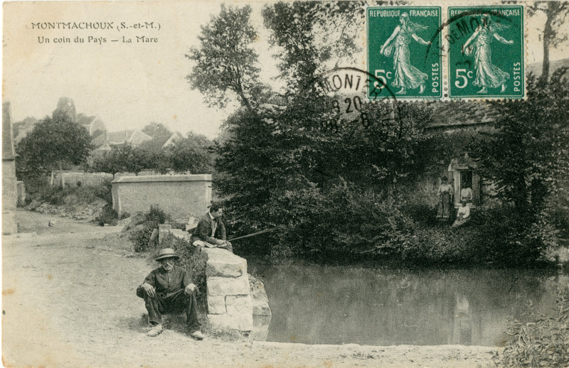 Carte postale ancienne Un coin du Pays - La Mare à Montmachoux