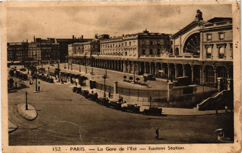 Carte postale ancienne Paris 10e - La Gare de l'Est à Paris 10e