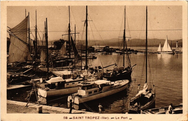 Carte postale ancienne Saint-Tropez - Le Port à Saint-Tropez