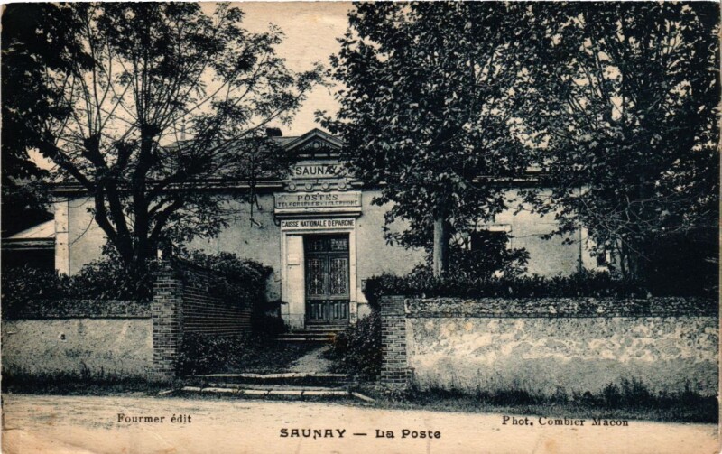 Carte postale ancienne Saunay - La Poste à Saunay