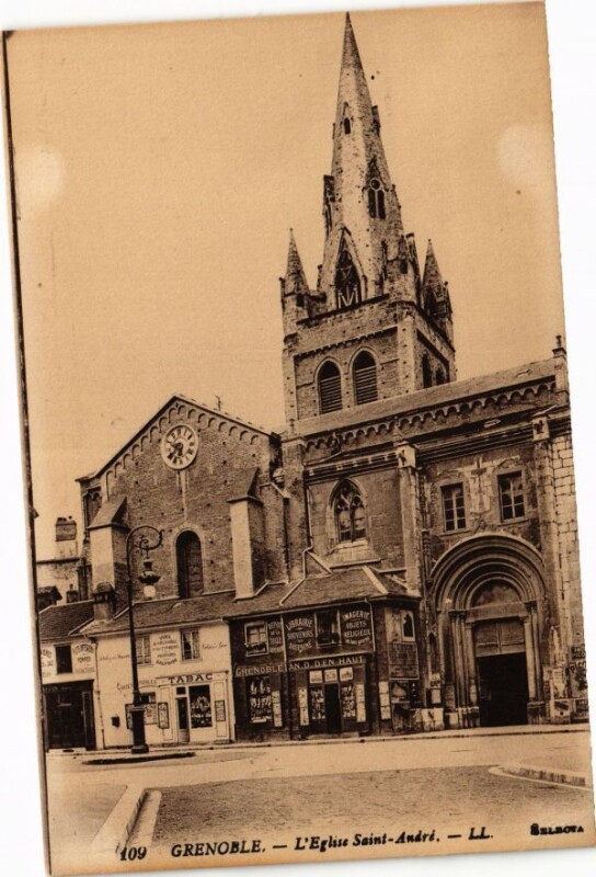 Carte postale ancienne Grenoble - Eglise Saint-Andre à Grenoble