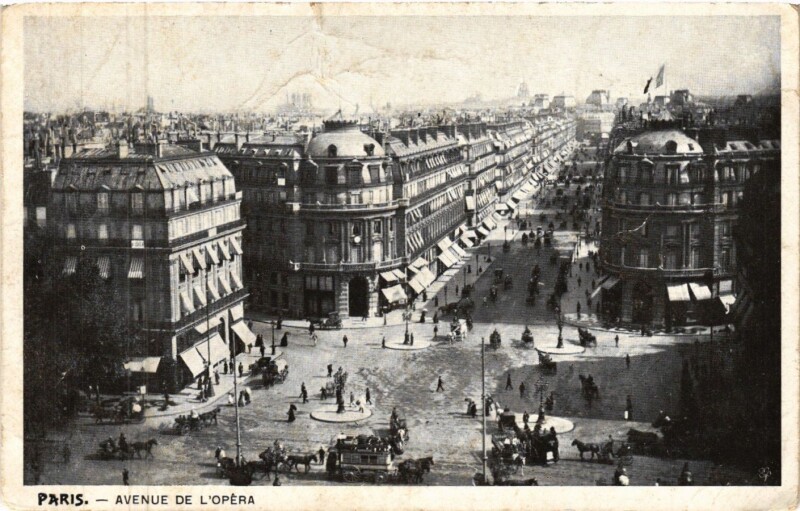 Carte postale ancienne Paris 2e-Avenue de l'Opéra à Paris 2e
