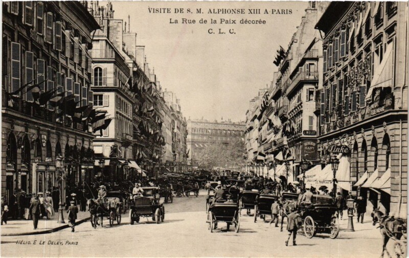 Carte postale ancienne Paris 2e-La Rue de la Paix décorée à Paris 2e