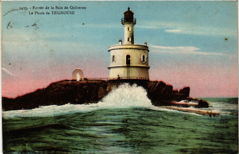 Carte postale ancienne Entrée de la Bale de Quiberon - Le Phare de Teignouse à Quiberon