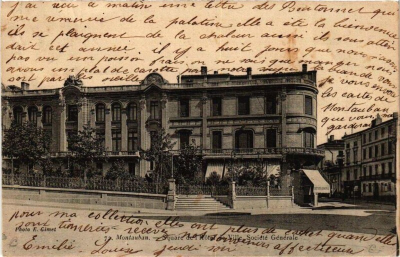 Carte postale ancienne Montauban Square de l'Hotel de Ville à Montauban