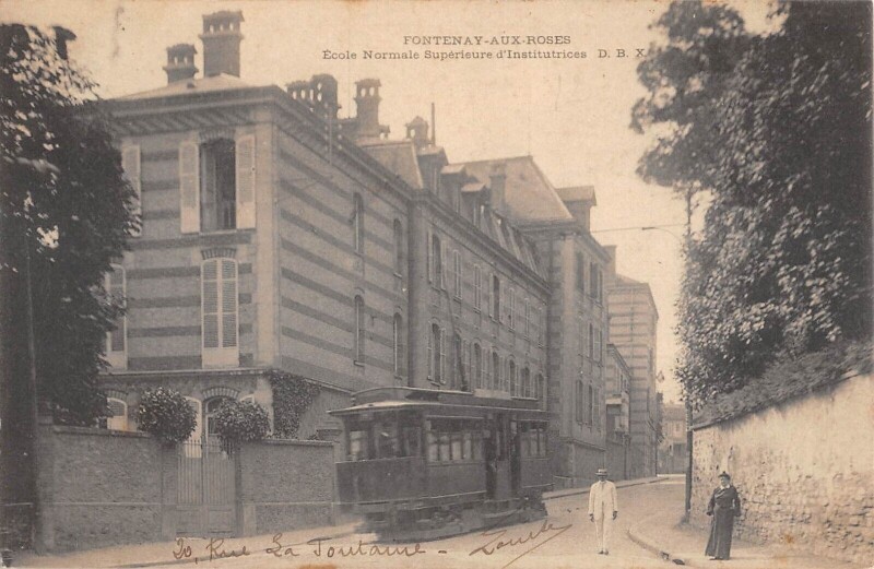 Carte postale ancienne Fontenay Aux Roses Ecole Normale Superieure D'Institutrices à Fontenay-aux-Roses