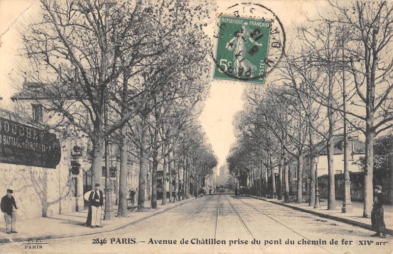 Carte postale ancienne Avenue de Chatillon prise du pont du Chemin de fer à Paris 14e
