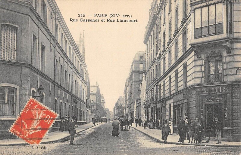 Carte postale ancienne Rue Gassendi et Rue Liancourt à Paris 14e