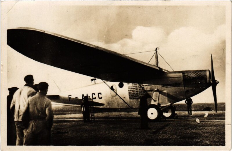 Carte postale ancienne Istres Aviation - Le Joseph Le Brix Avion Bleriot de Raid à Istres