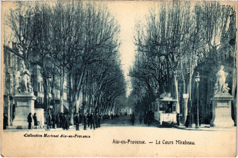 Carte postale ancienne Aix-en-Provence Le Cours Mirabeau à Aix-en-Provence