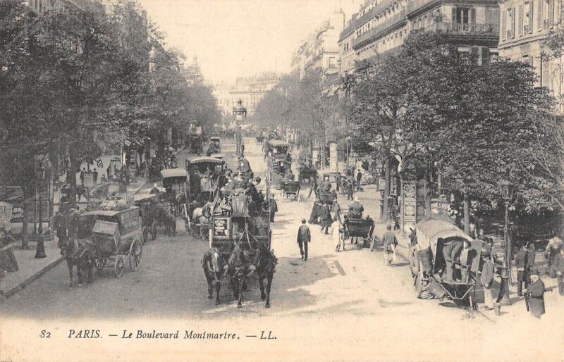 Carte postale ancienne Paris IXe Le Boulevard Montmartre à Paris 9e