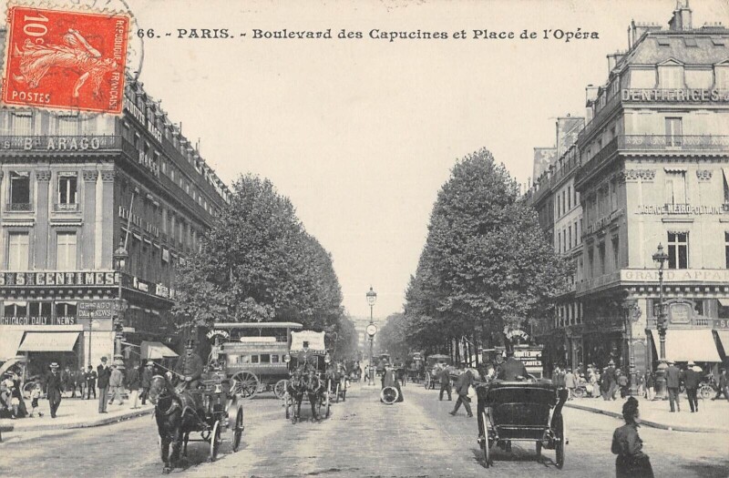 Carte postale ancienne Paris IXe Boulevard Des Capucines Et Place De Lopera à Paris 9e