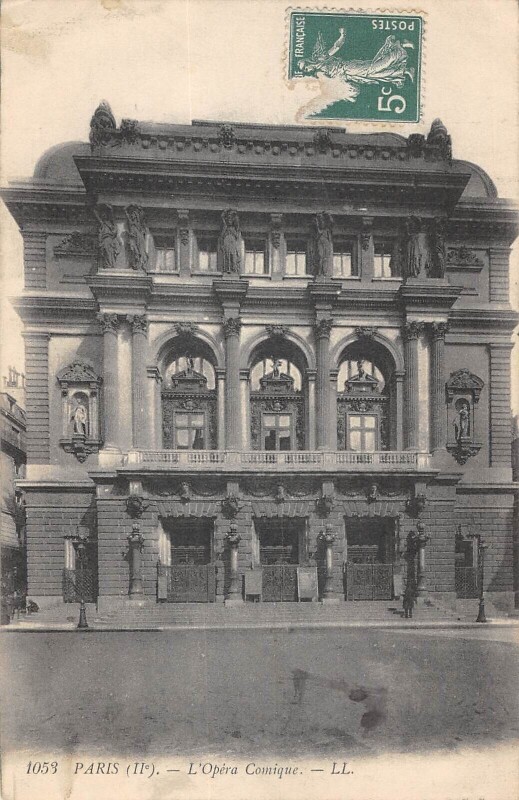 Carte postale ancienne Paris XIe L'Opera Comique à Paris 11e