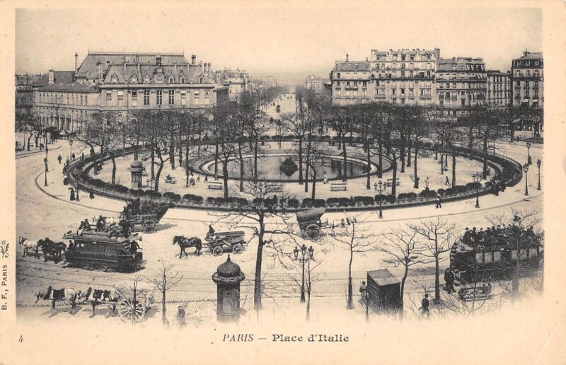 Carte postale ancienne Paris XIIIe La Place D'Italie à Paris 13e