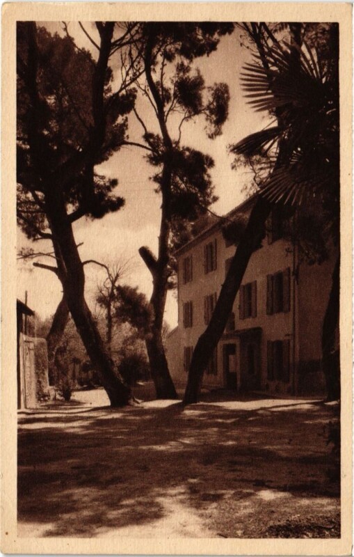 Carte postale ancienne Aix-en-Provence L'Hotel Riviere - Le Pigonnet à Aix-en-Provence