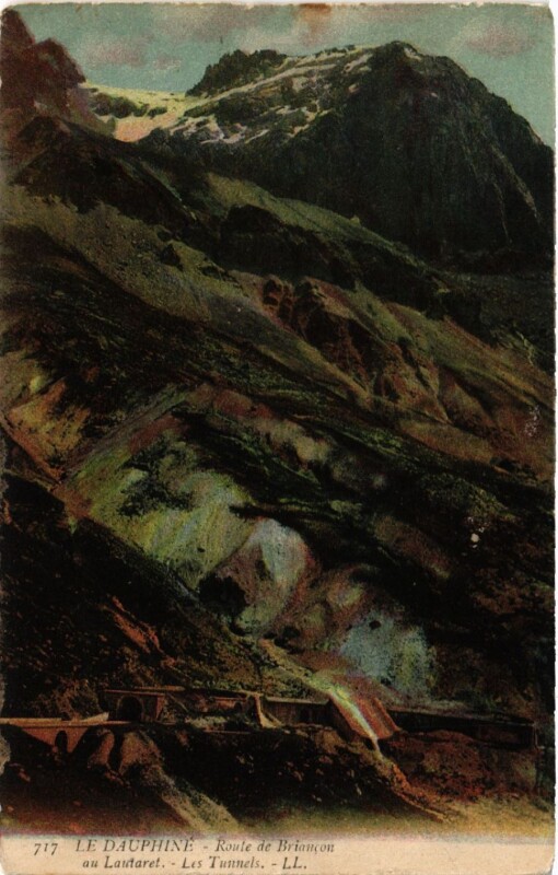 Carte postale ancienne Le Dauphiné - Route de Briancon au Lautaret