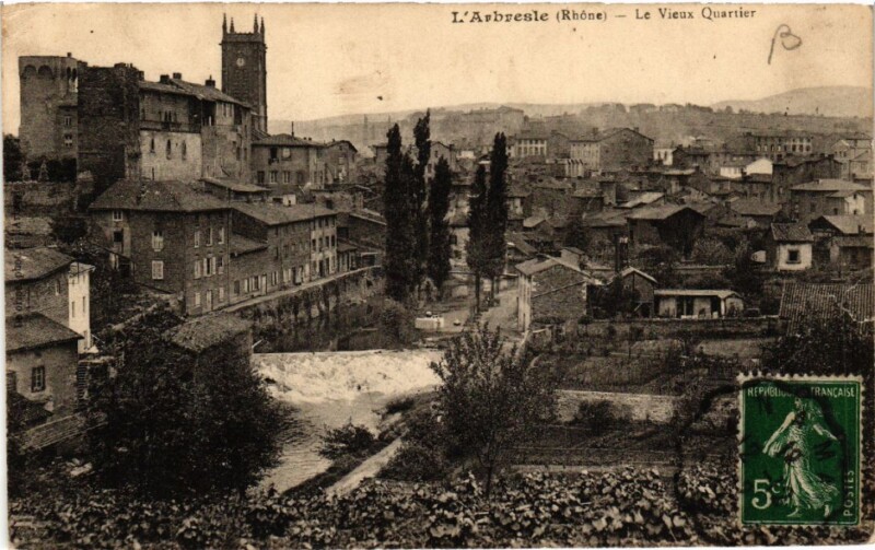 Carte postale ancienne L'Arbresle Le Vieux Quartier à L'Arbresle