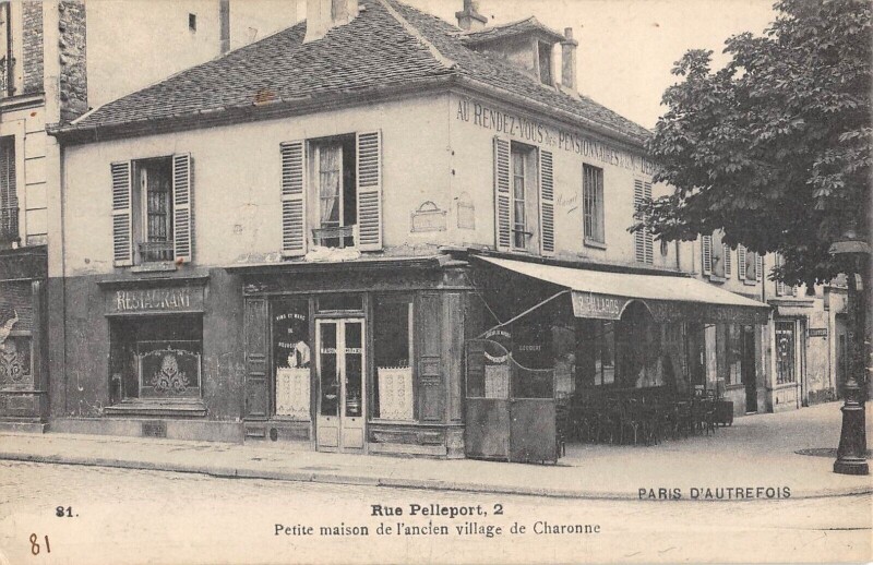 Carte postale ancienne Rue Pelleport, 2 - Petite maison de l'ancien village de Charonne à Paris 20e