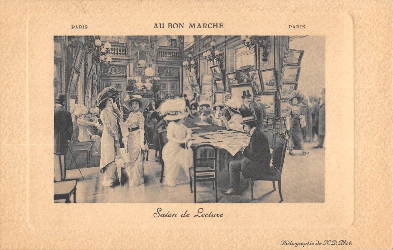 Carte postale ancienne Paris 7e Au Bon Marché Salon de Lecture à Paris 7e