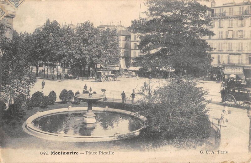 Carte postale ancienne Montmartre - Place Pigalle à Paris 9e