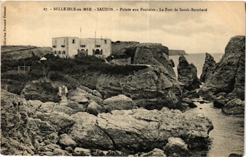 Carte postale ancienne Belle-Isle-en-Mer Sauzon Pointe aux Poulains Le Port de Sarah à Sauzon