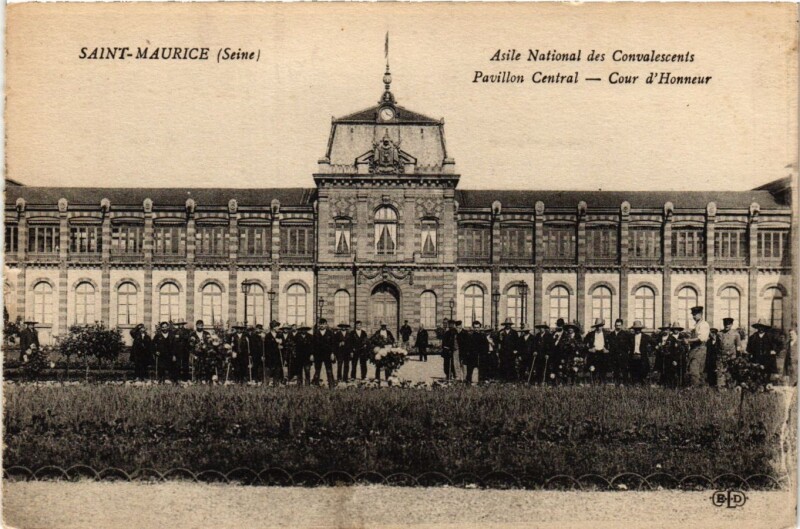 Carte postale ancienne Saint-Maurice - Asile National des Convalescents Pavillon Central à Saint-Maurice