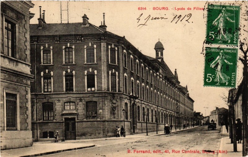 Carte postale ancienne Bourg Lycée des Filles
