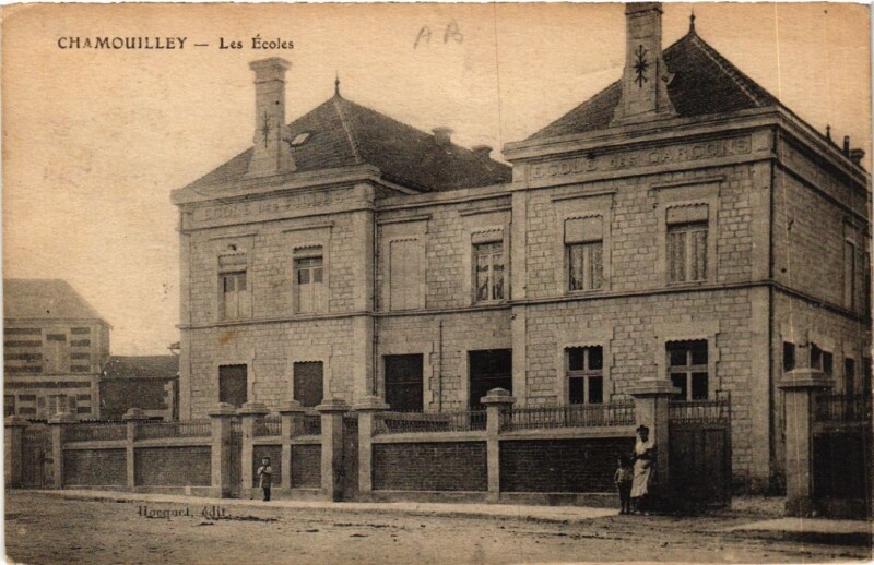 Carte postale ancienne Chamouilley Les Ecoles