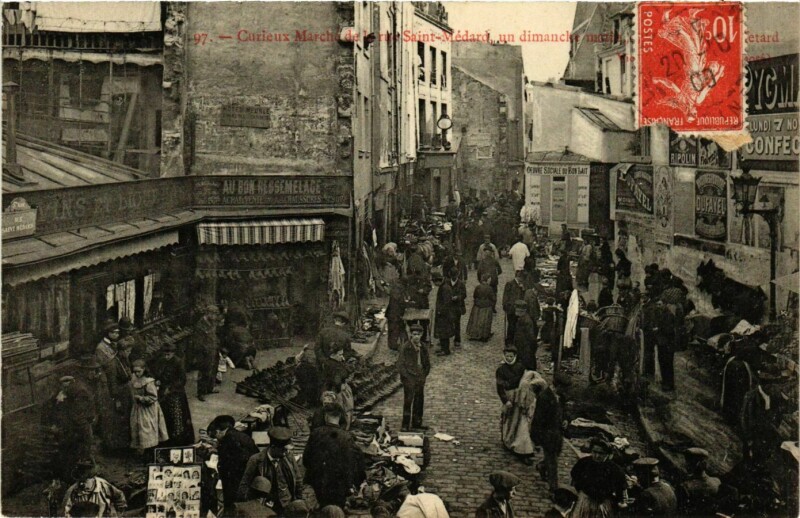Carte postale ancienne Paris 5e Marche de la Saint-Medard. Rue Mouffetard. Un dimanche matin à Paris 5e