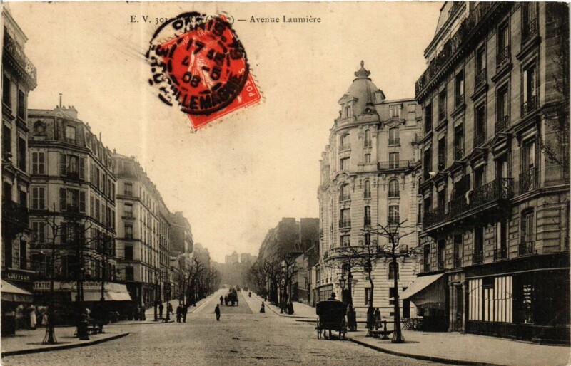 Carte postale ancienne Avenue de Laumière à Paris 19e