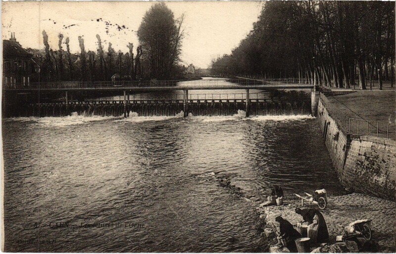 Carte postale ancienne Caen Les Ecluses de l'Orne